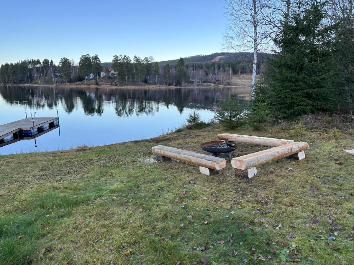 Villa Granhede -Sjoelaege Med Badtunna, Eldstad Med Mera Турсбю Экстерьер фото